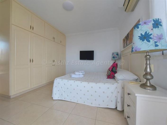 Image No.22-3 Bed Villa for sale