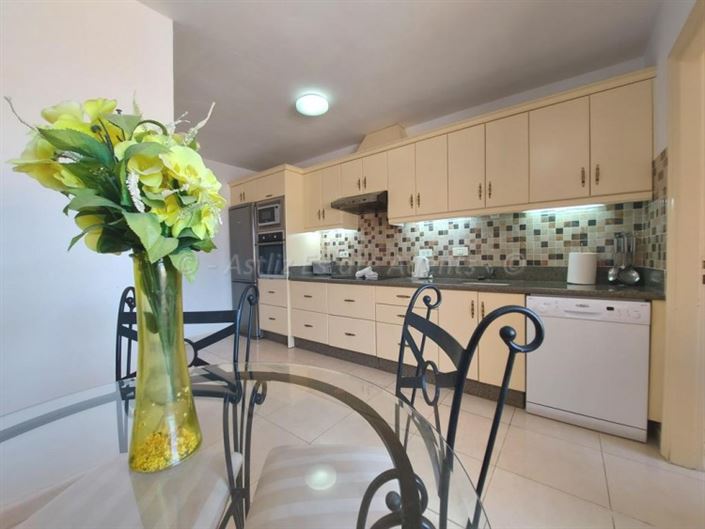 Image No.4-3 Bed Villa for sale