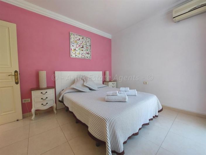 Image No.31-3 Bed Villa for sale