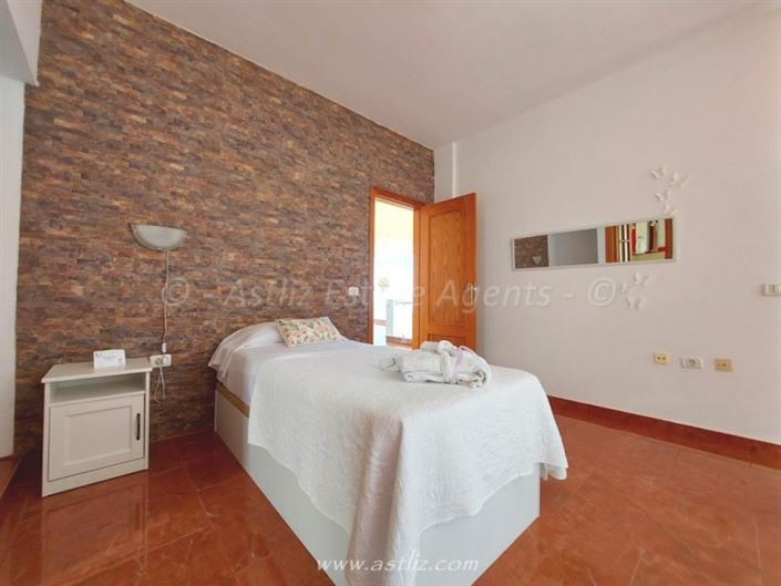 Image No.19-4 Bed Villa for sale