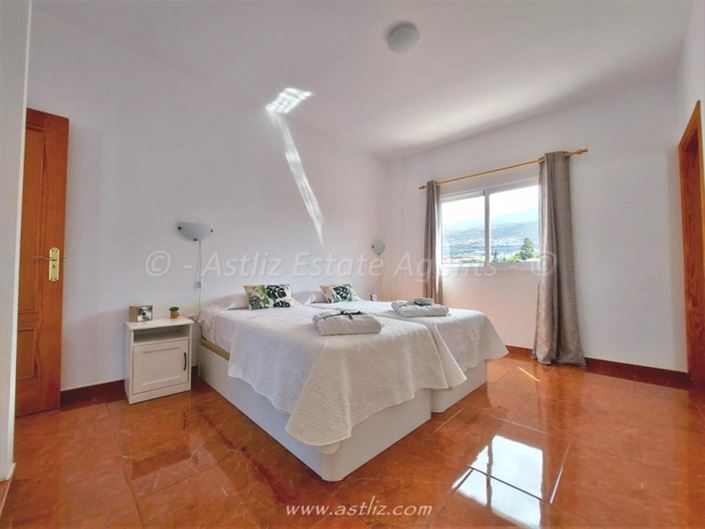 Image No.25-4 Bed Villa for sale