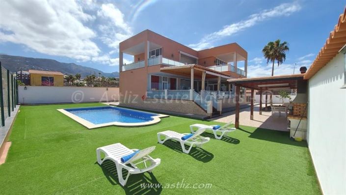 Image No.35-4 Bed Villa for sale