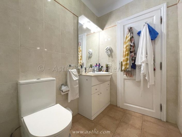 Image No.19-2 Bed Apartment for sale