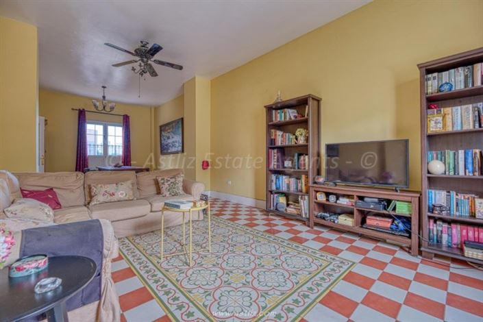 Image No.17-5 Bed Villa for sale