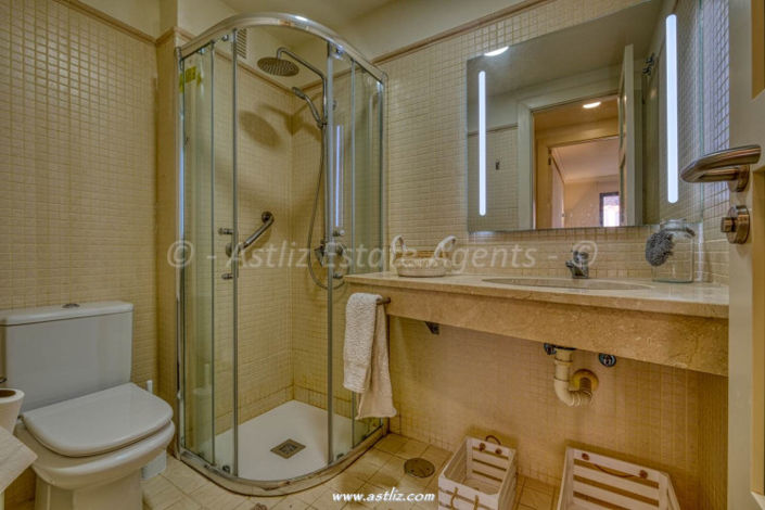 Image No.30-3 Bed Apartment for sale