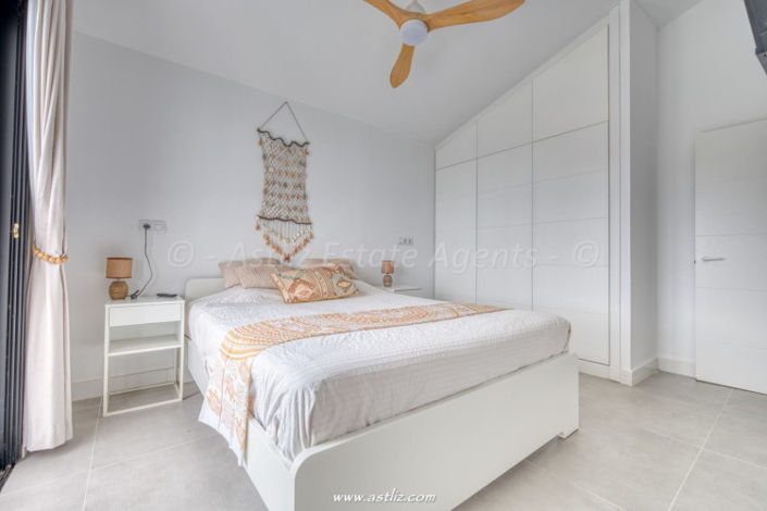 Image No.15-5 Bed Villa for sale