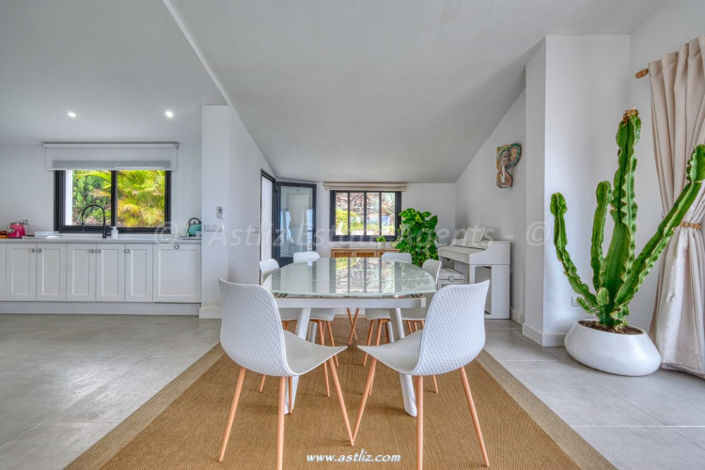 Image No.9-5 Bed Villa for sale