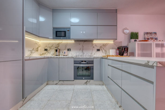 Image No.21-2 Bed Apartment for sale