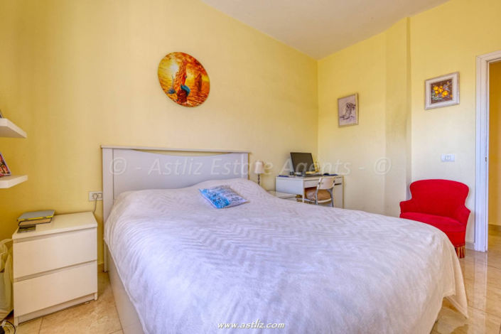 Image No.15-3 Bed Villa for sale