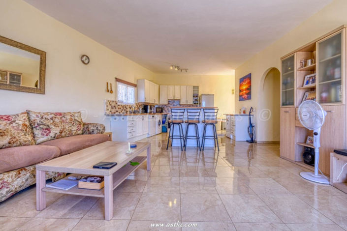 Image No.7-3 Bed Villa for sale