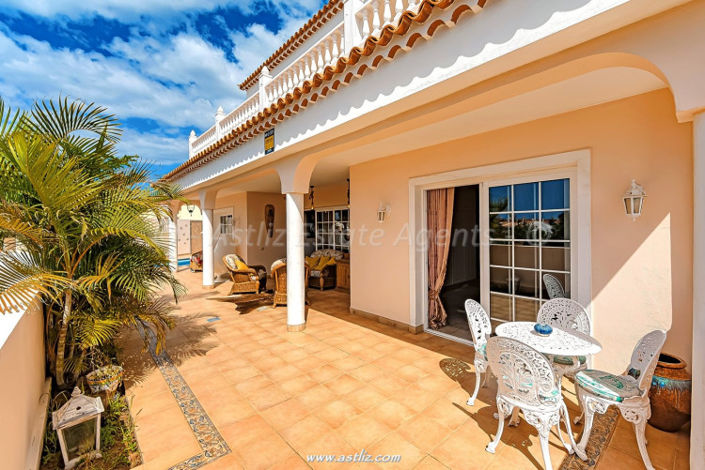 Image No.2-3 Bed Villa for sale
