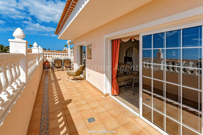 Image No.32-3 Bed Villa for sale