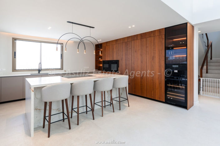 Image No.11-5 Bed Villa for sale