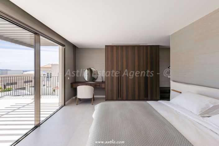 Image No.18-5 Bed Villa for sale