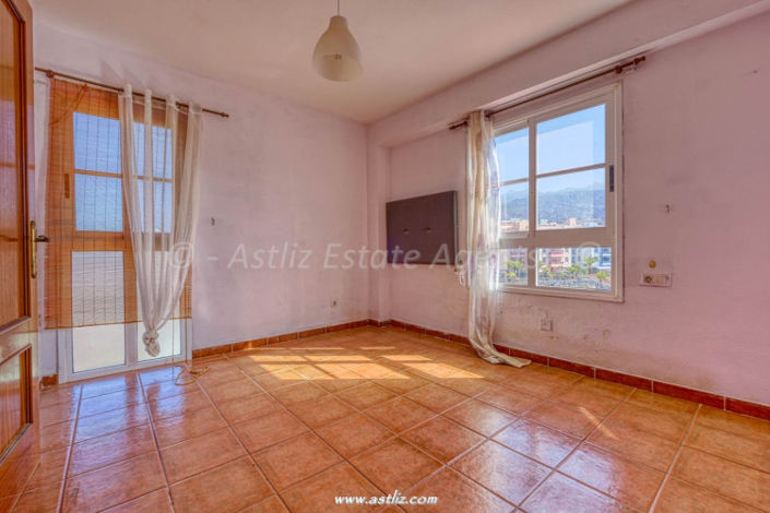 Image No.20-3 Bed Apartment for sale