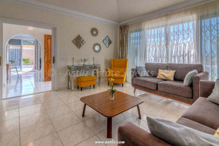 Image No.10-5 Bed Villa for sale