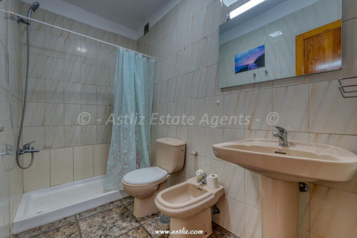 Image No.23-2 Bed Apartment for sale