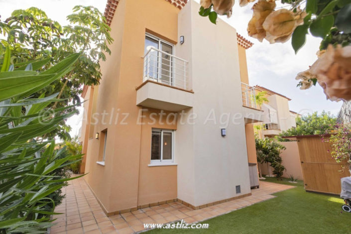 Image No.8-4 Bed Villa for sale