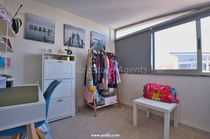 Image No.25-4 Bed Villa for sale