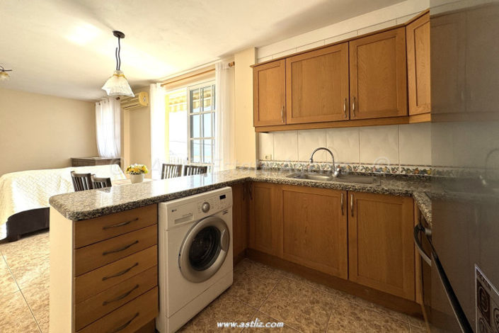 Image No.20-2 Bed Apartment for sale