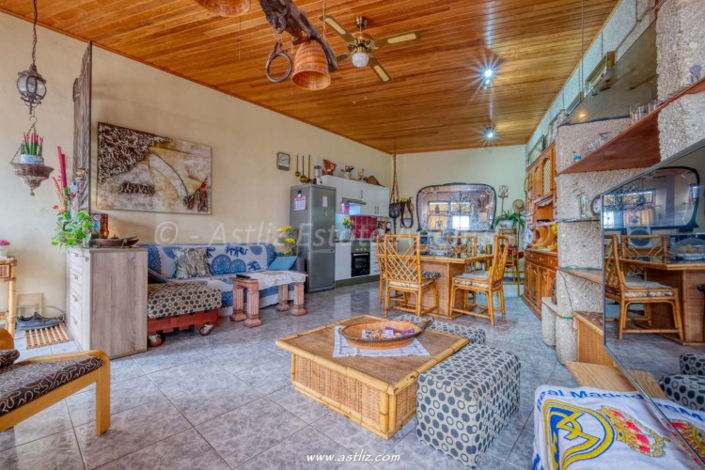 Image No.4-3 Bed Commercial for sale