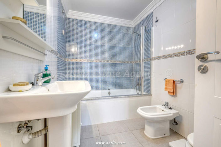 Image No.31-2 Bed Apartment for sale