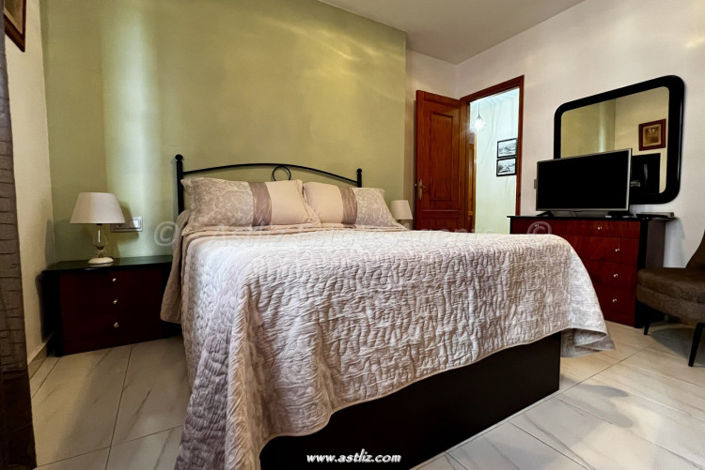 Image No.4-4 Bed Apartment for sale