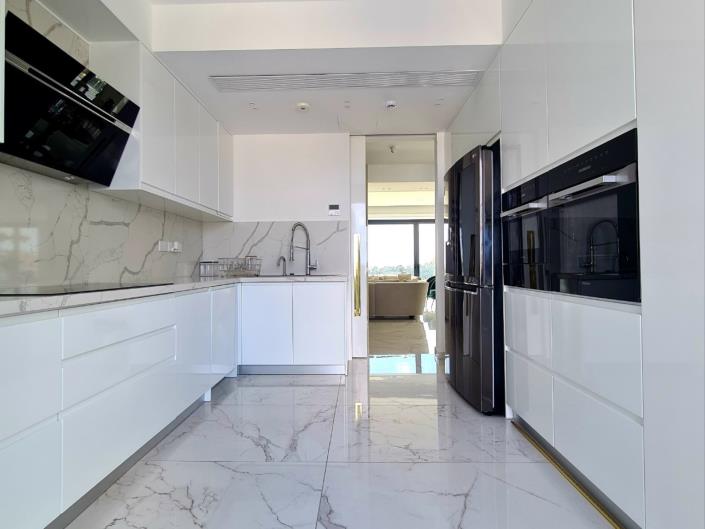 Image No.5-4 Bed Penthouse for sale