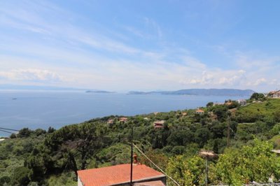 1 - Skopelos, Property
