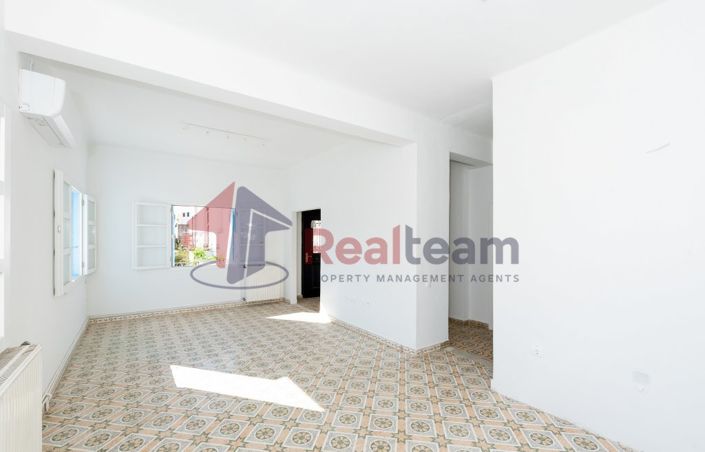 Image No.11-3 Bed Property for sale