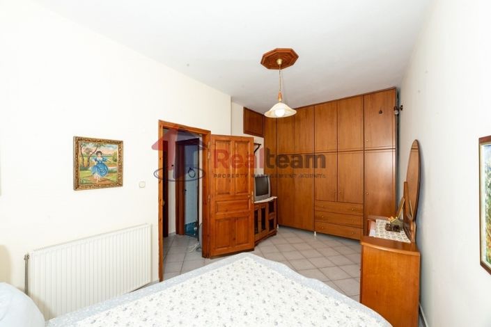 Image No.18-2 Bed Property for sale