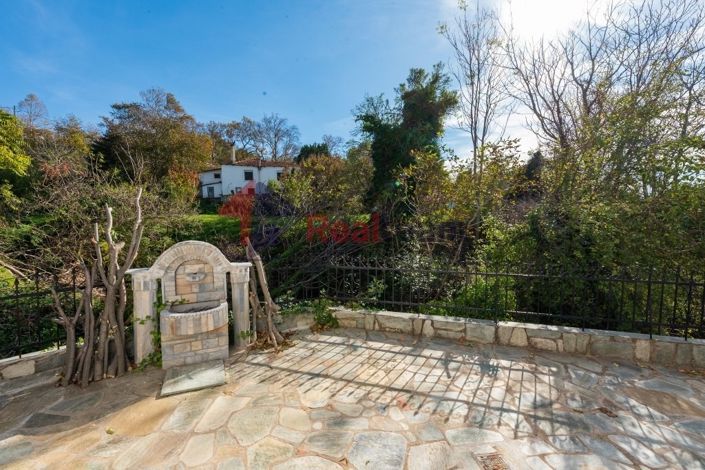 Image No.22-2 Bed Property for sale