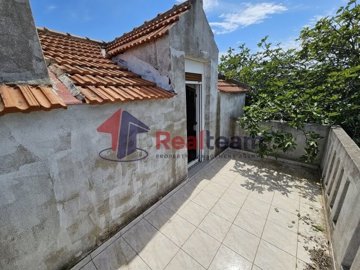 img1cc880bd-64f7-40b6-a84a-e6d9569ad6ce