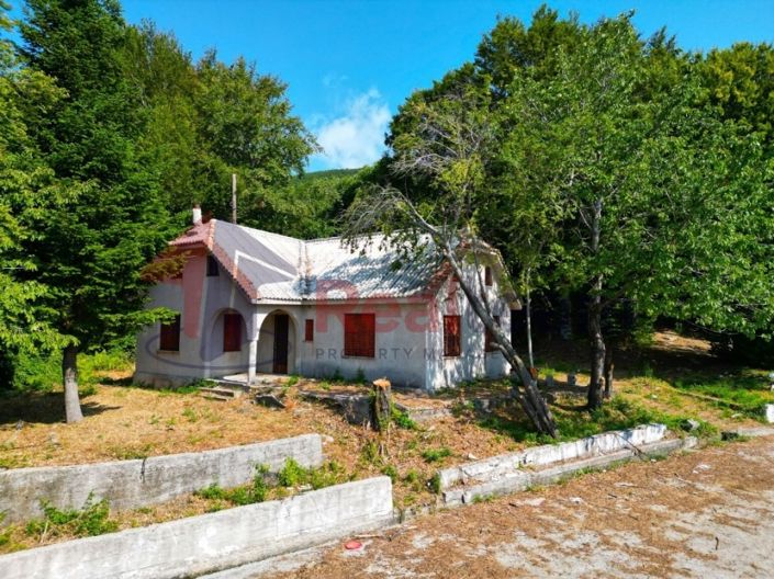 Image No.1-3 Bed Property for sale