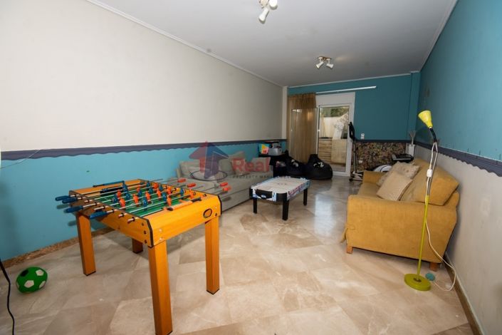 Image No.23-3 Bed Maisonette for sale