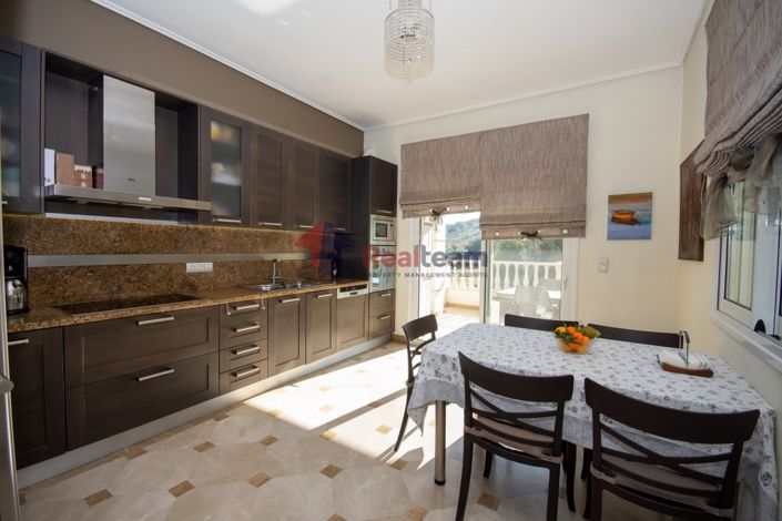 Image No.5-3 Bed Maisonette for sale