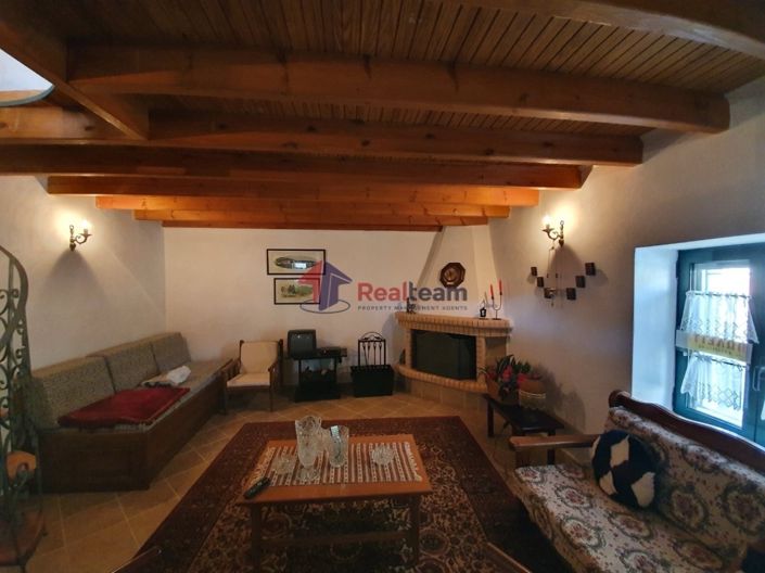 Image No.1-2 Bed Maisonette for sale