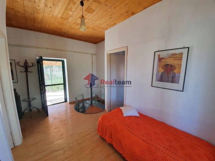 Image No.13-2 Bed Maisonette for sale