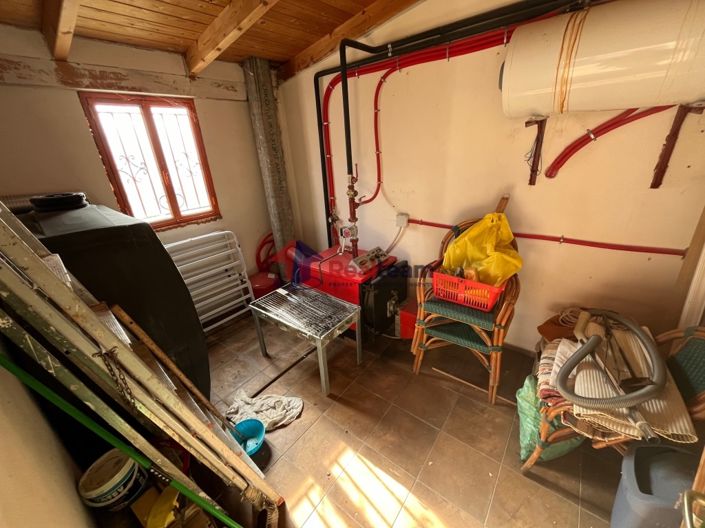 Image No.16-2 Bed Maisonette for sale