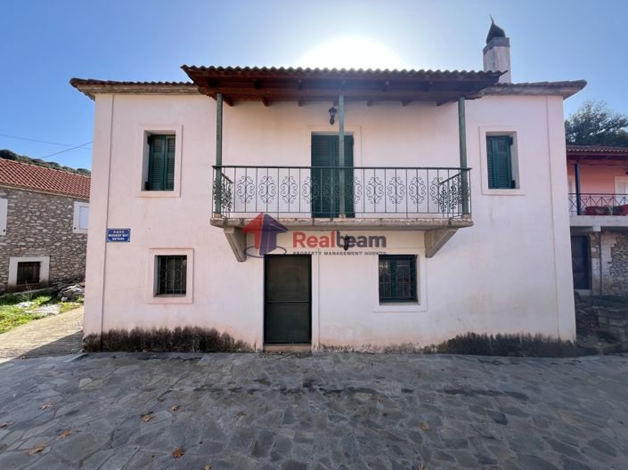 Image No.19-2 Bed Maisonette for sale