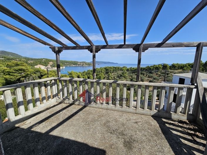 Image No.7-12 Bed Property for sale