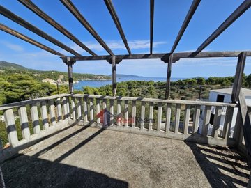 img7b55a67e-6d06-4366-8ef7-e52e875a5128