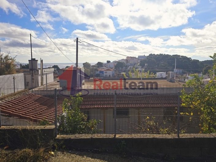 Image No.12-1 Bed Property for sale