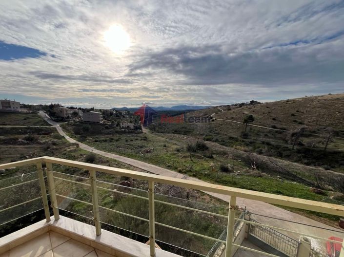 Image No.12-5 Bed Property for sale