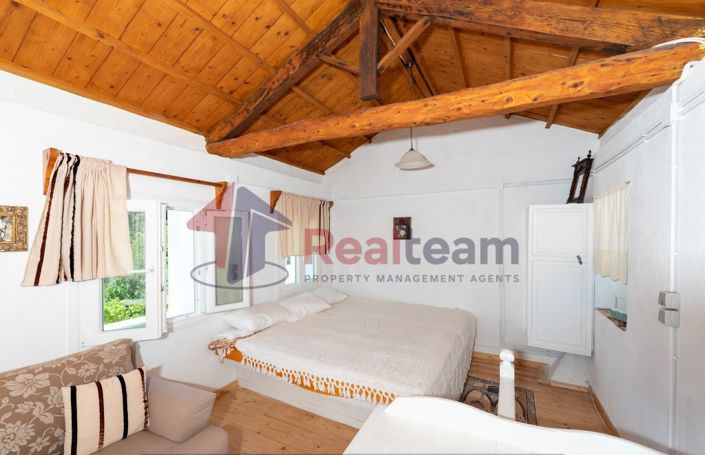 Image No.21-1 Bed Property for sale