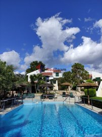 img0fa9aef8-6347-4be0-947f-86eb9b115bb6