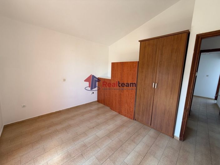 Image No.13-3 Bed Property for sale