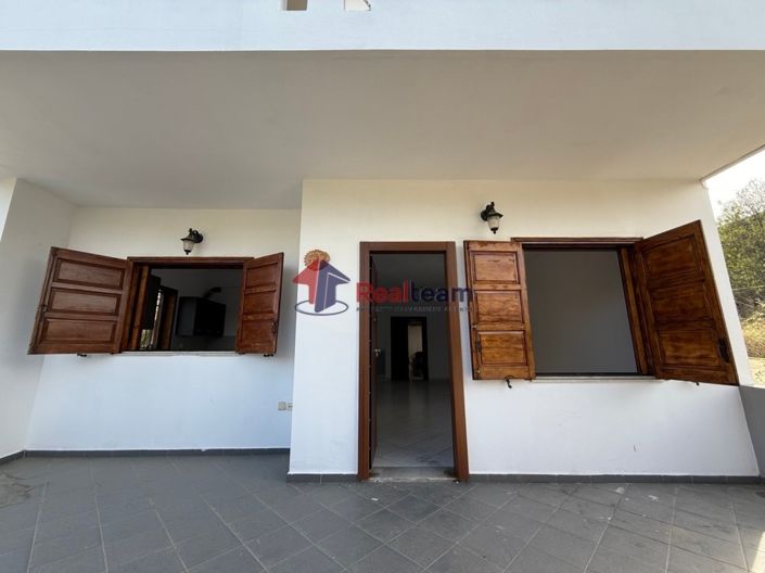 Image No.22-3 Bed Property for sale