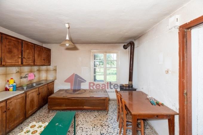 Image No.31-2 Bed Property for sale