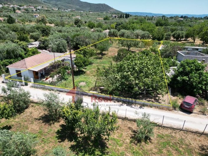 Image No.8-2 Bed Property for sale